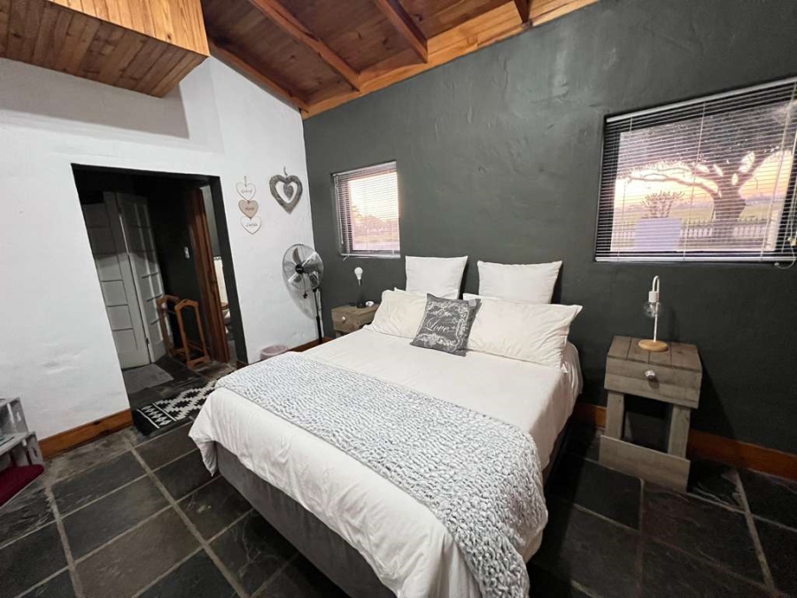 To Let 4 Bedroom Property for Rent in C Place Eastern Cape